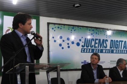 lançamento junta digital