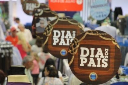 DIA_DOS_PAIS