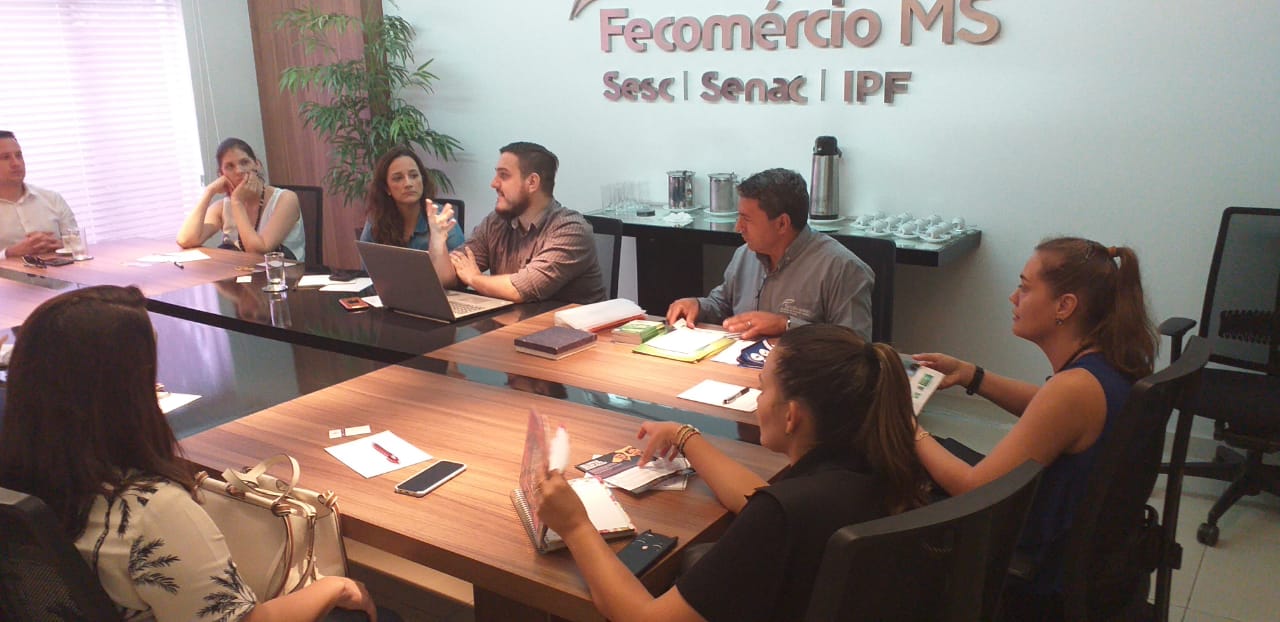 Sindivarejo reúne empresários e empresa de soluções para esclarecer dúvidas tributárias