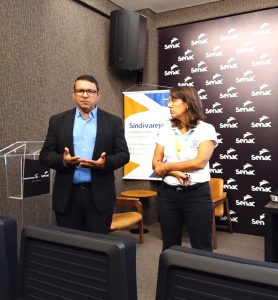 Sindivarejo CG realiza segundo encontro com empresários de óticas da Capital
